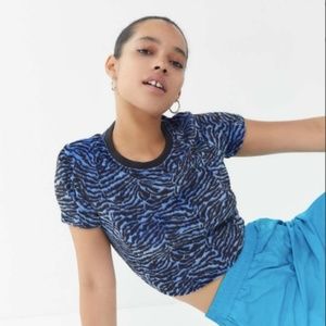 LAST CHANCE! NWOT Urban Outfitters Kaleo Velour Crop Top